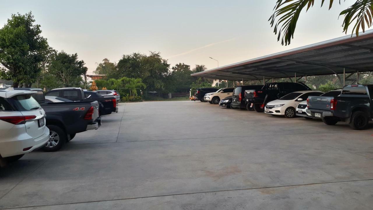 Baan Lita Aparthotel Phimai Ngoại thất bức ảnh